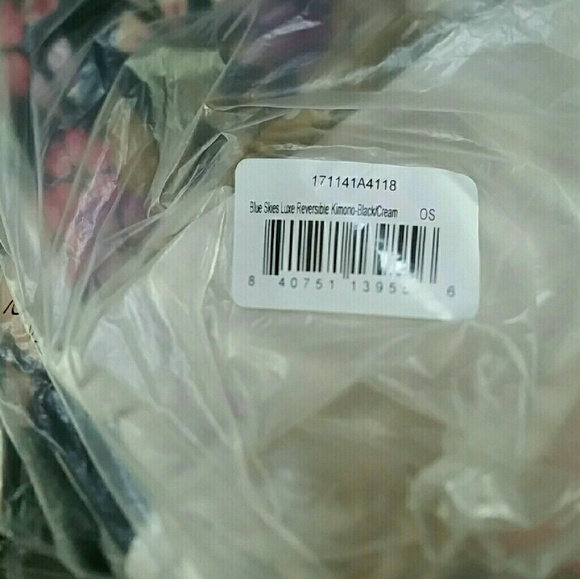 New spell blue skies reversible kimono luxe gypsy - Picture 7 of 7